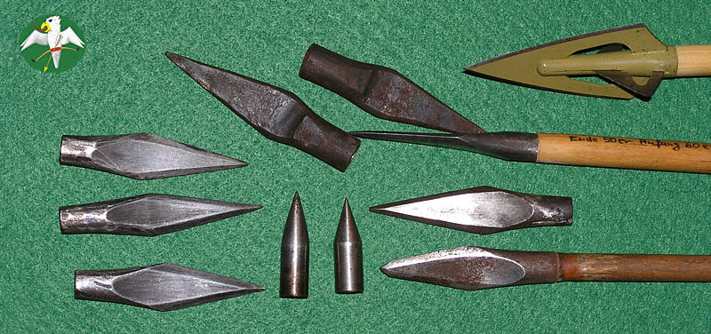 My heritage! Hunting points made by my father, late 1950th early 1960th – forged from steel, shaped on belt sander, short 7mm PF – only about 2 dz. ever produced, some thereoff exist as unfinished blanks.    © Falk 2006