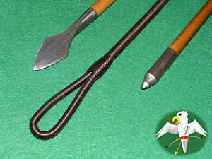 Endless style string from 36 strands of Dacron B-50 for contemporary recurve crossbow of 150# draw weight.   © Falk 2004